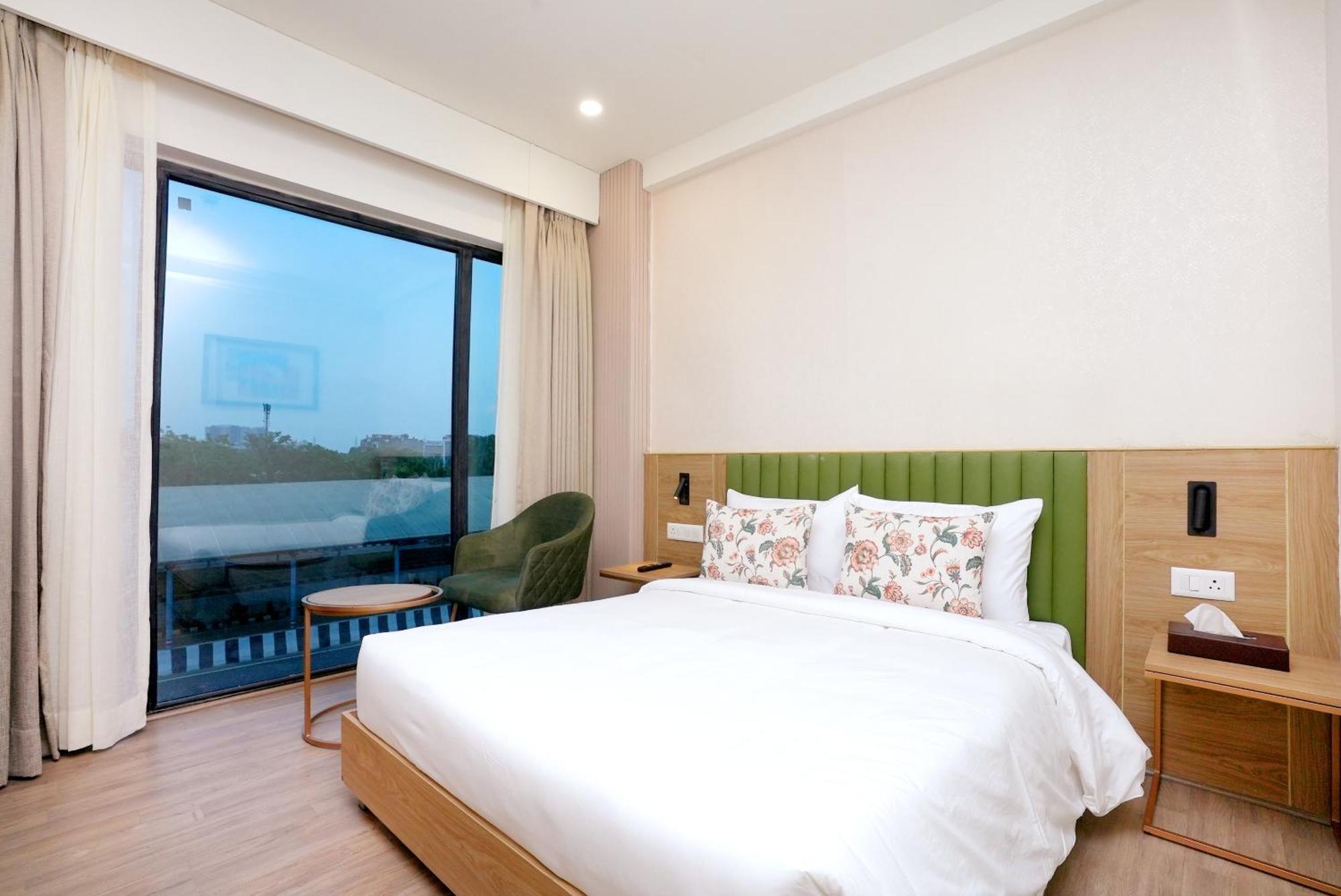 Hotel Limon & Banquet Sector 29, Gurgaon Exteriör bild